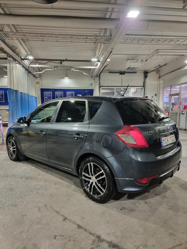 Kia Ceed 2012
