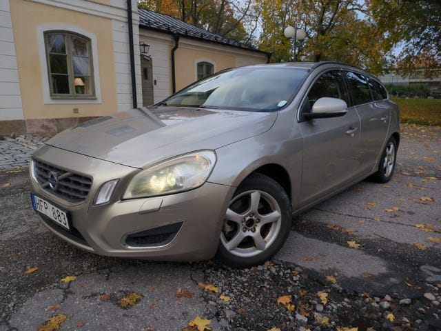 Volvo V60 2011