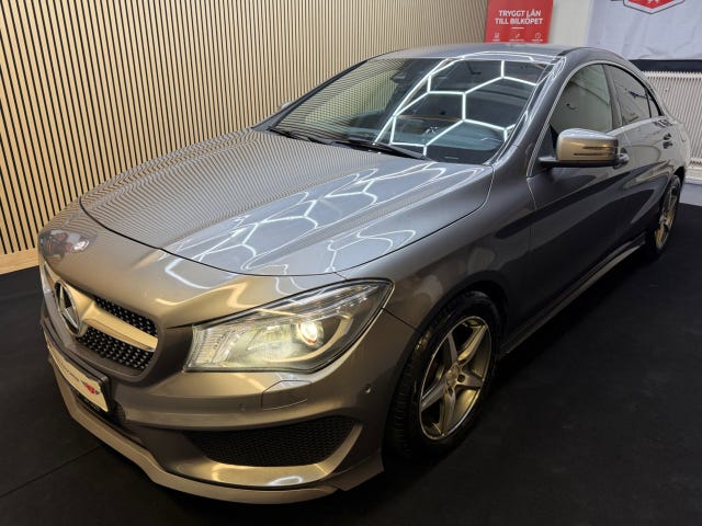 Mercedes-Benz CLA 200 2015