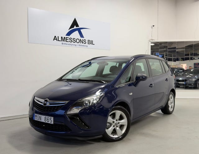 Opel Zafira Tourer 2012