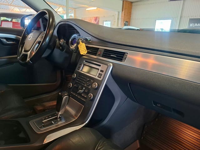 Volvo V70 2011 – bild 4