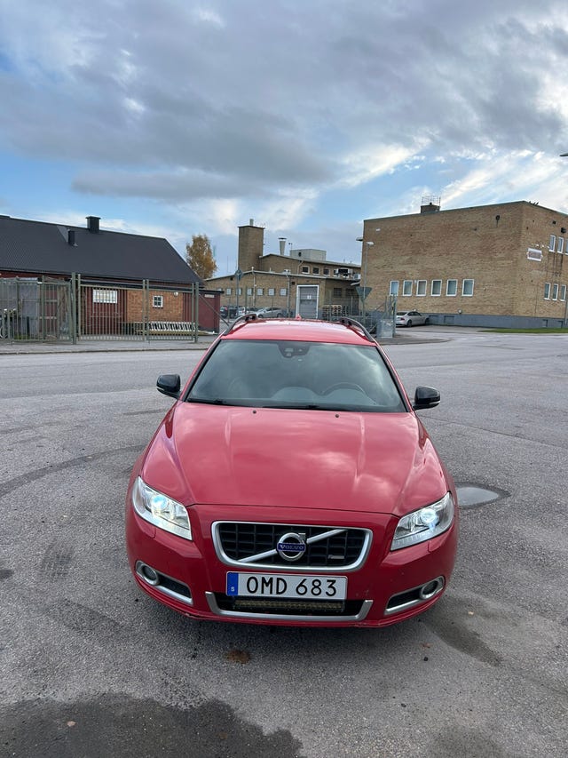 Volvo V70 2013 – bild 2