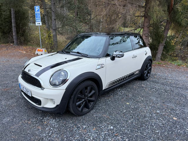 MINI Cooper S 2011
