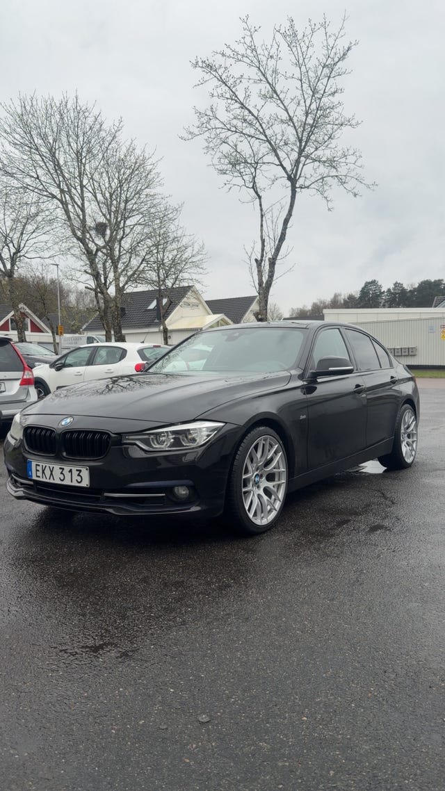 BMW 330i 2016