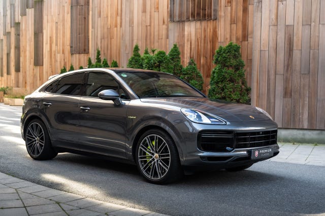 Porsche Cayenne Turbo S 2020