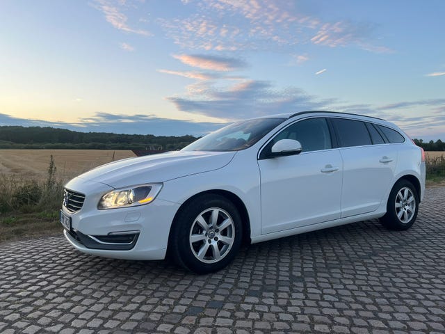 Volvo V60 2015