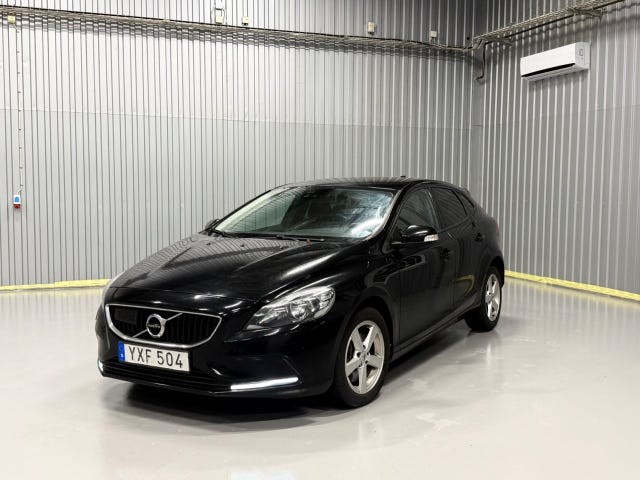 Volvo V40 2018