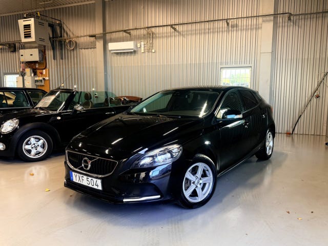 Volvo V40 2018