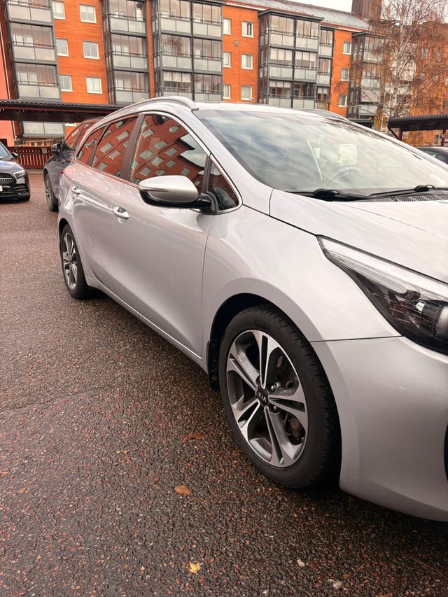 Kia Ceed 2016 – bild 2