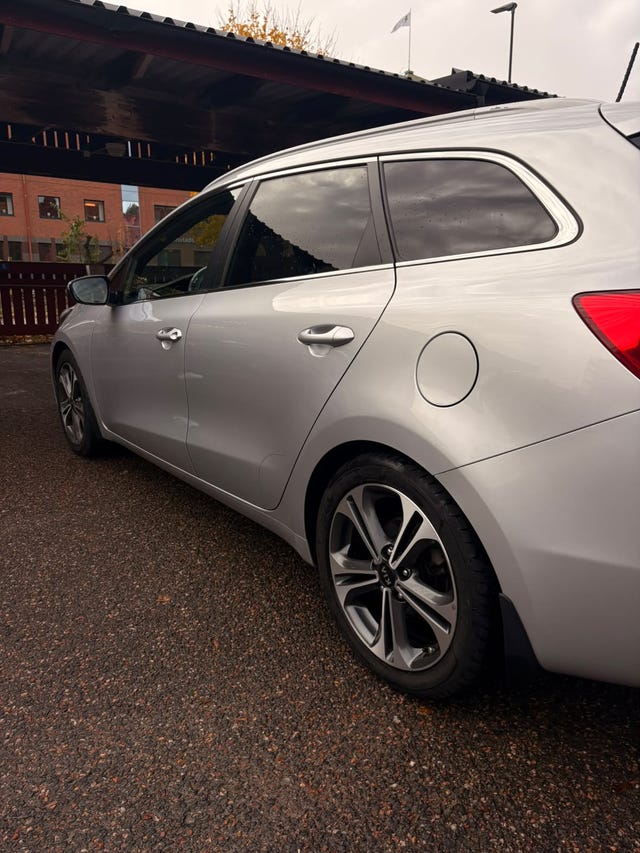 Kia Ceed 2016 – bild 4