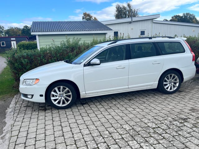 Volvo V70 2014