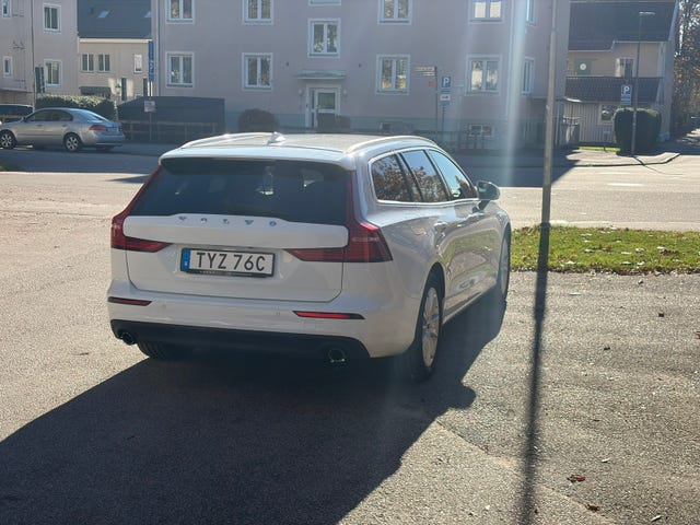 Volvo V60 2021 – bild 4