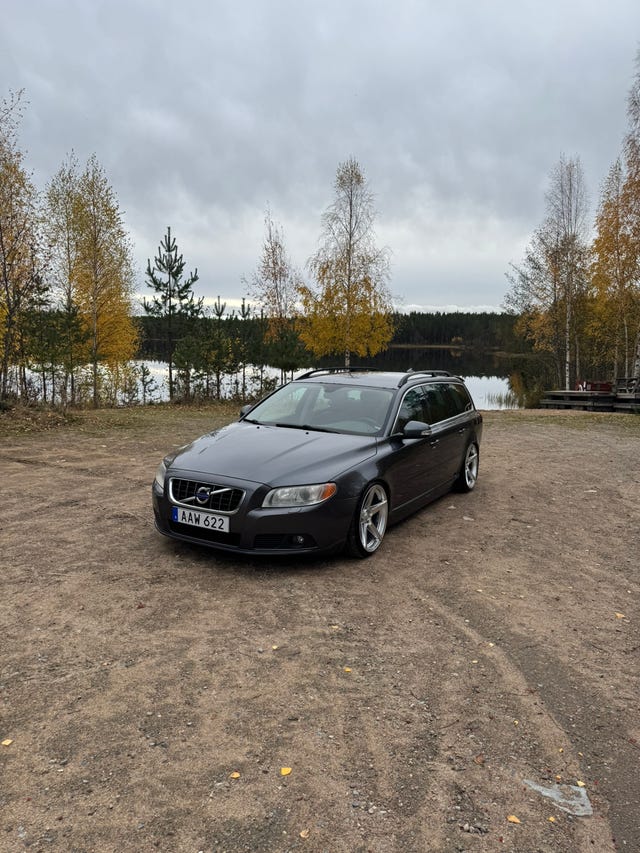 Volvo V70 2010 – bild 2