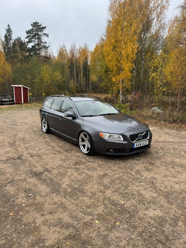 Volvo V70 2010