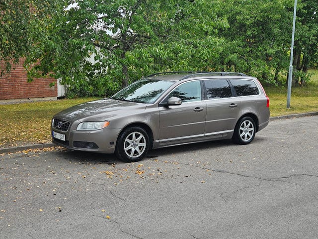 Volvo V70 2010