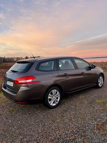 Peugeot 308 SW 2014