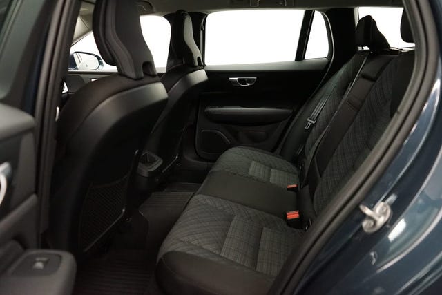 Volvo V60 2024 – bild 4
