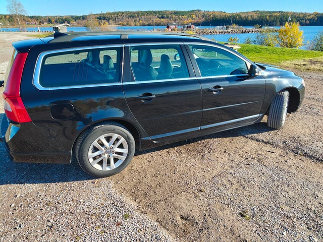 Volvo V70 2012 – bild 2