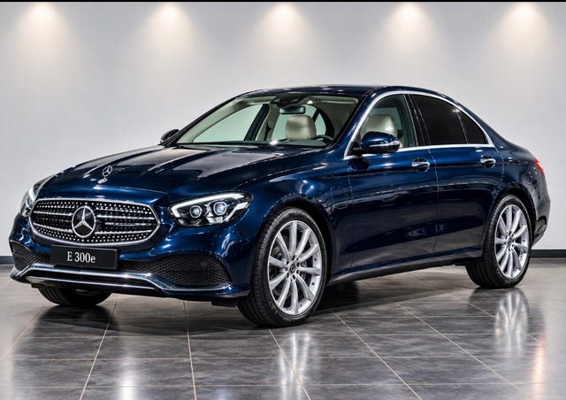 Mercedes-Benz E 300 e 2023