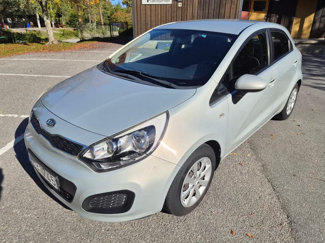 Kia Rio 2012
