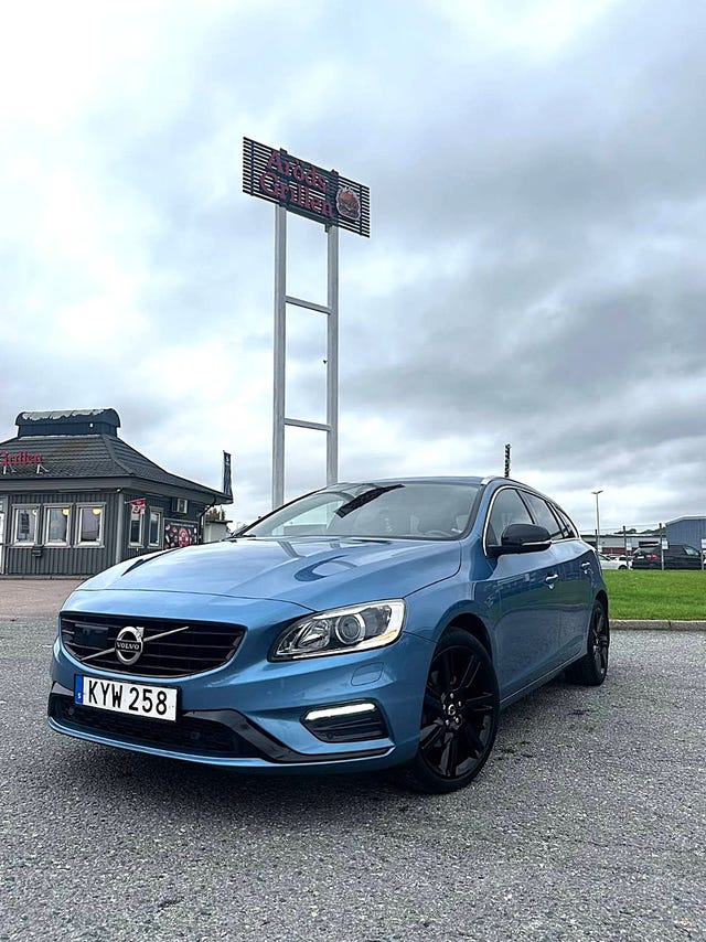 Volvo V60 2015