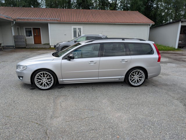 Volvo V70 2015 – bild 2
