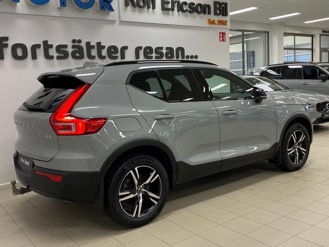 Volvo XC40 2025 – bild 3