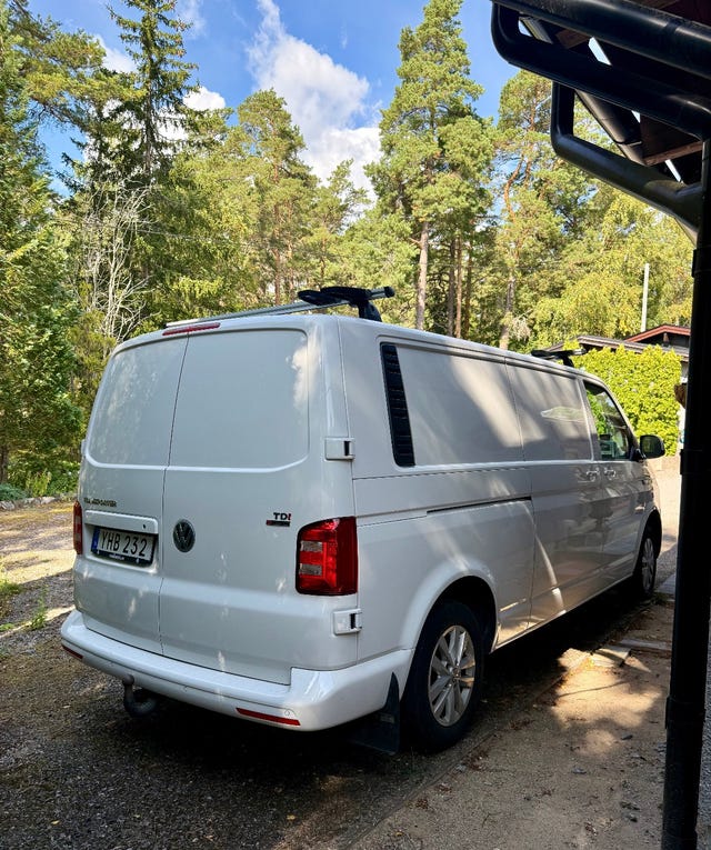 Volkswagen Transporter 2017 – bild 2