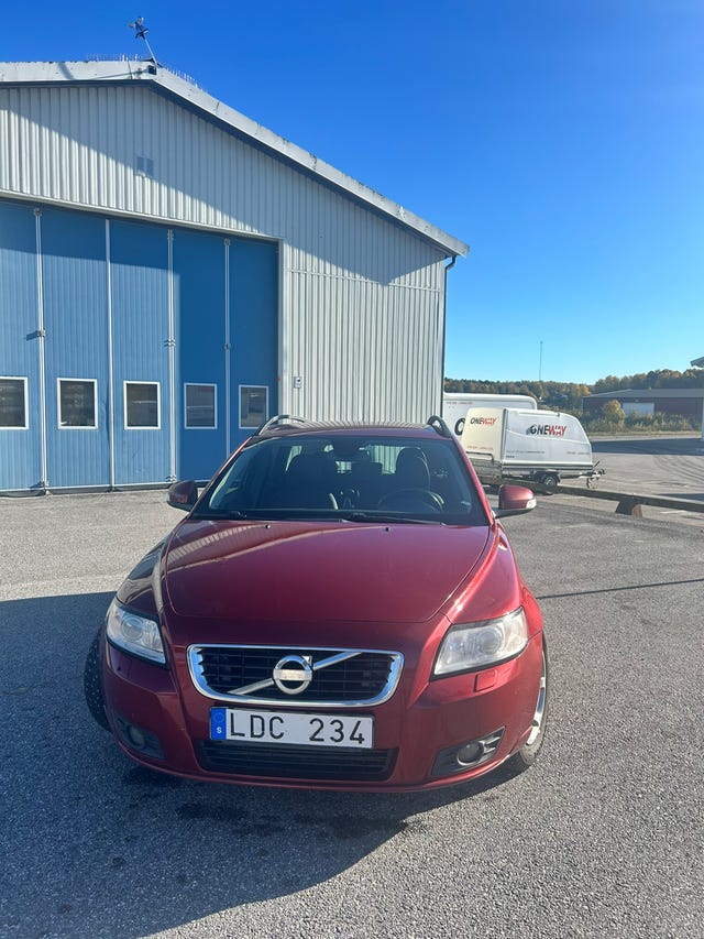 Volvo V50 2011 – bild 2