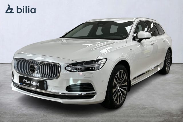 Volvo V90 2025