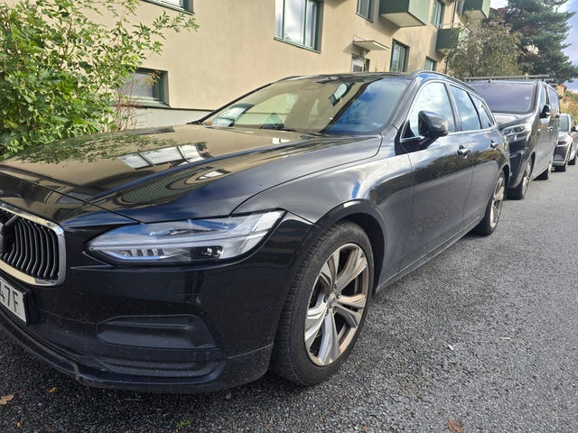 Volvo V90 2024