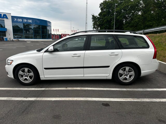 Volvo V50 2010