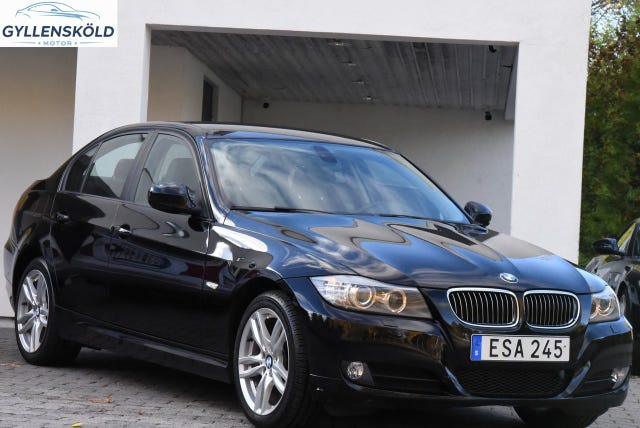 BMW 320i 2011