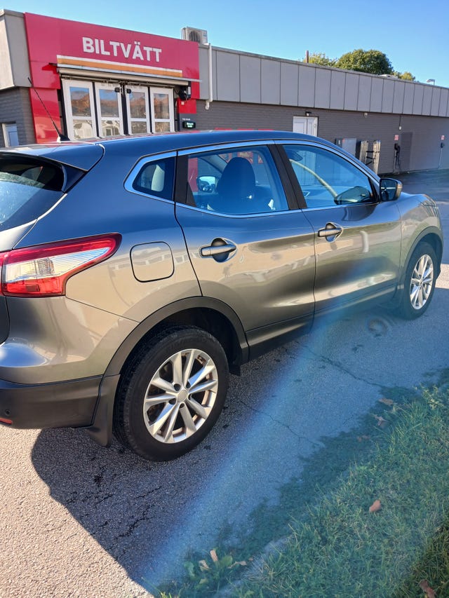 Nissan Qashqai 2015