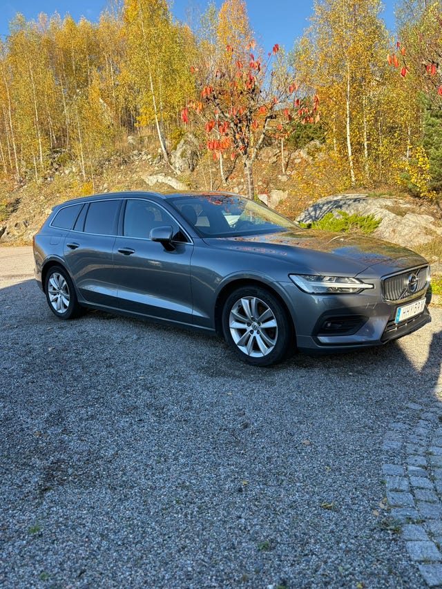 Volvo V60 2019 – bild 3