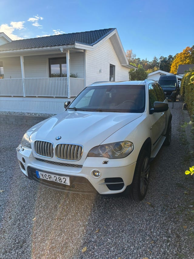 BMW X5 2011
