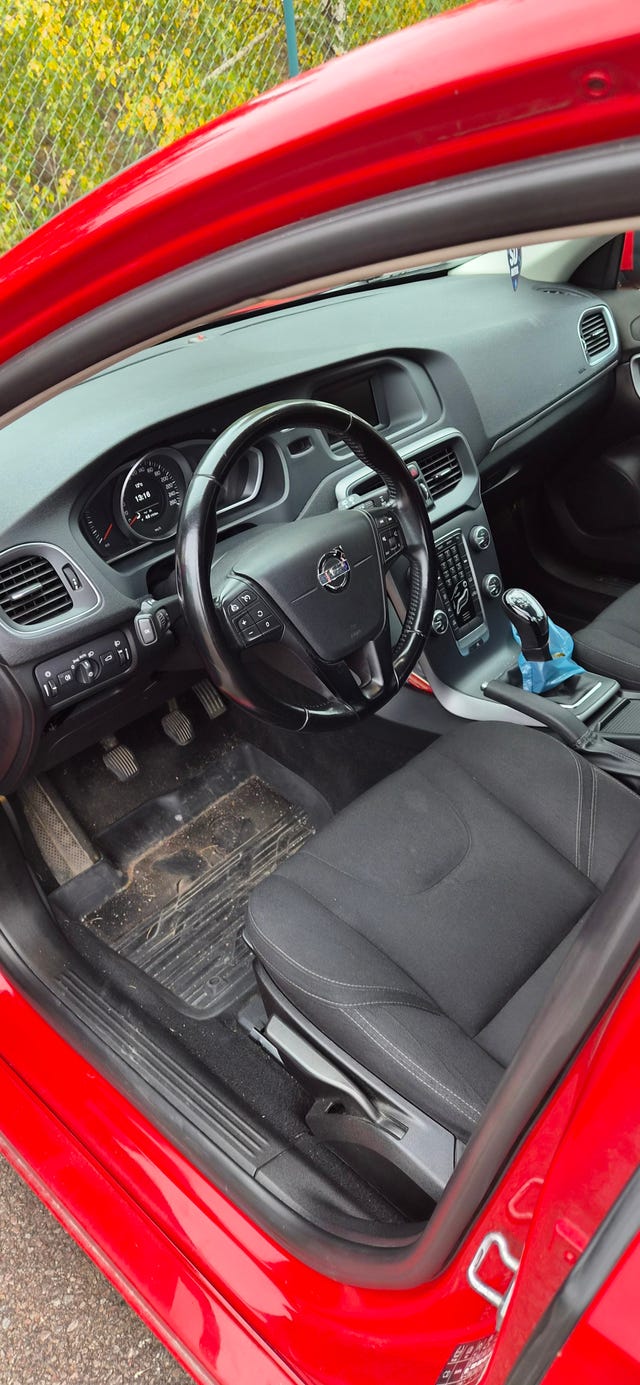 Volvo V40 2015 – bild 4