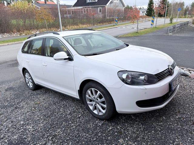 Volkswagen Golf VI 2011