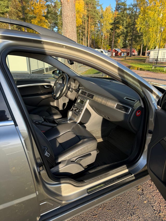 Volvo V70 2011 – bild 4