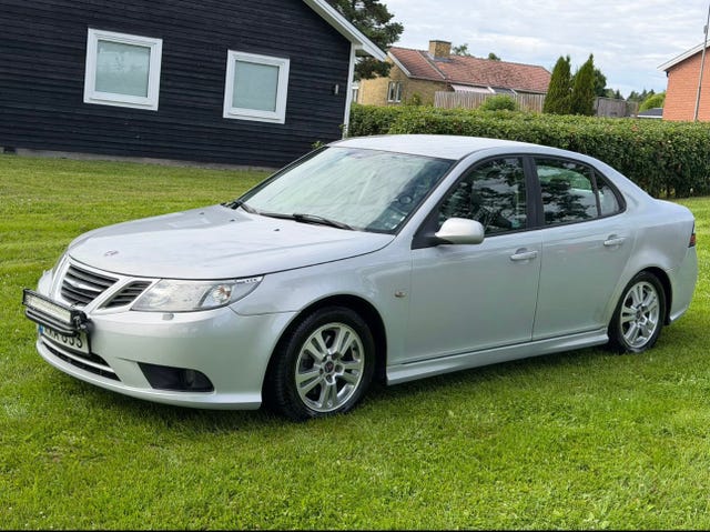 Saab 9-3 2010