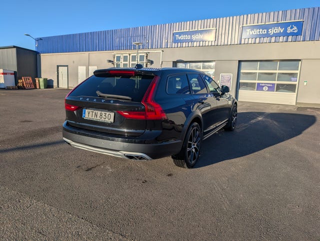 Volvo V90 Cross Country 2019 – bild 2