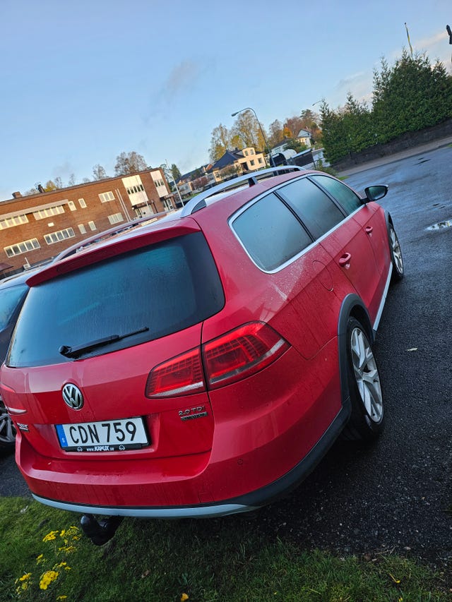 Volkswagen Passat Alltrack 2014 – bild 2