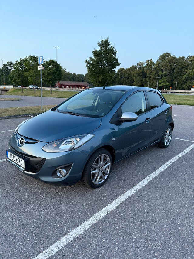 Mazda 2 2014