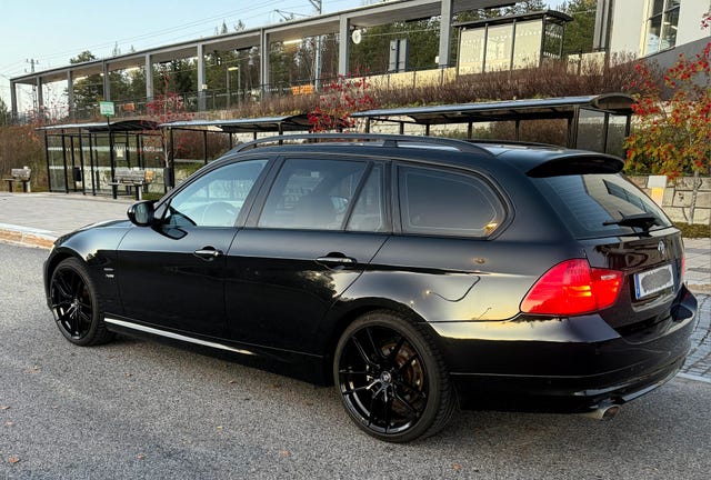 BMW 320d 2009