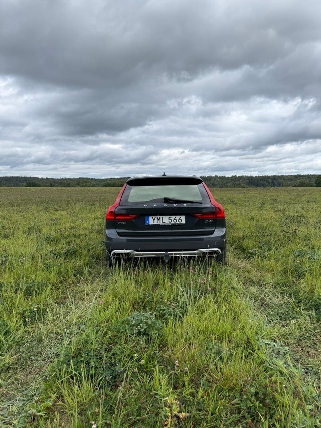 Volvo V90 Cross Country 2018 – bild 3