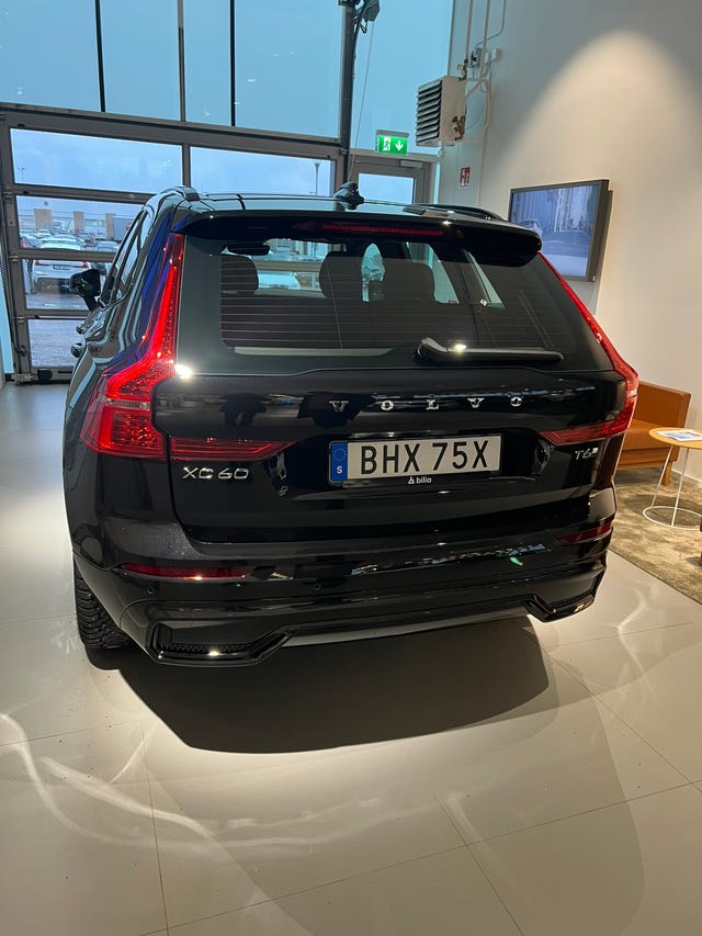 Volvo XC60 2025 – bild 2