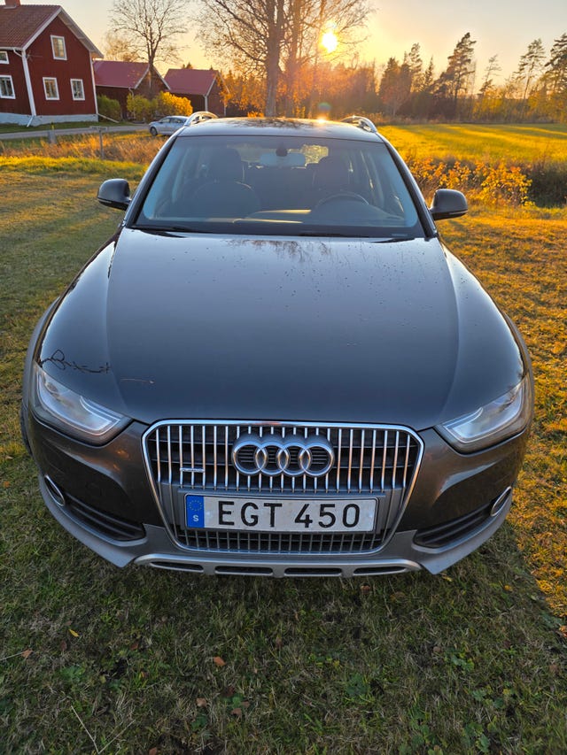 Audi A4 allroad 2014