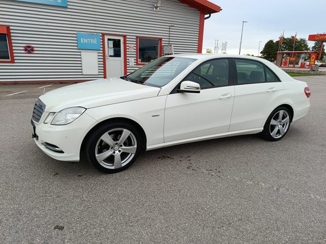 Mercedes-Benz E200 2012