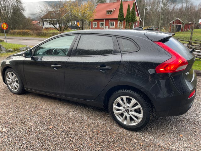 Volvo V40 2014