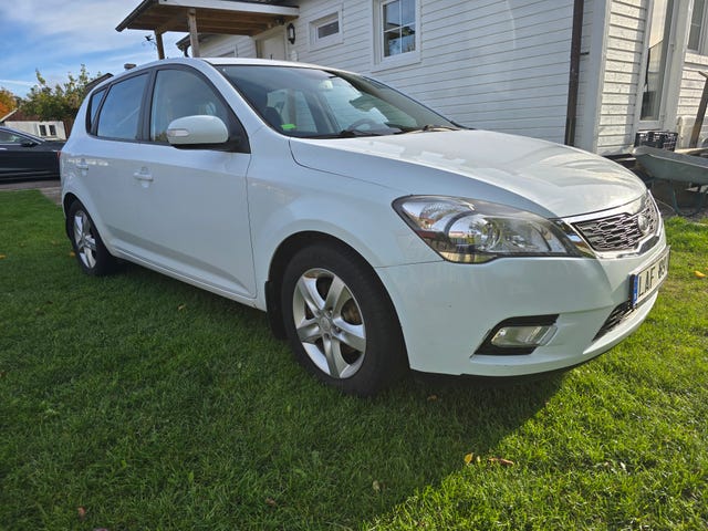 Kia Ceed 2011